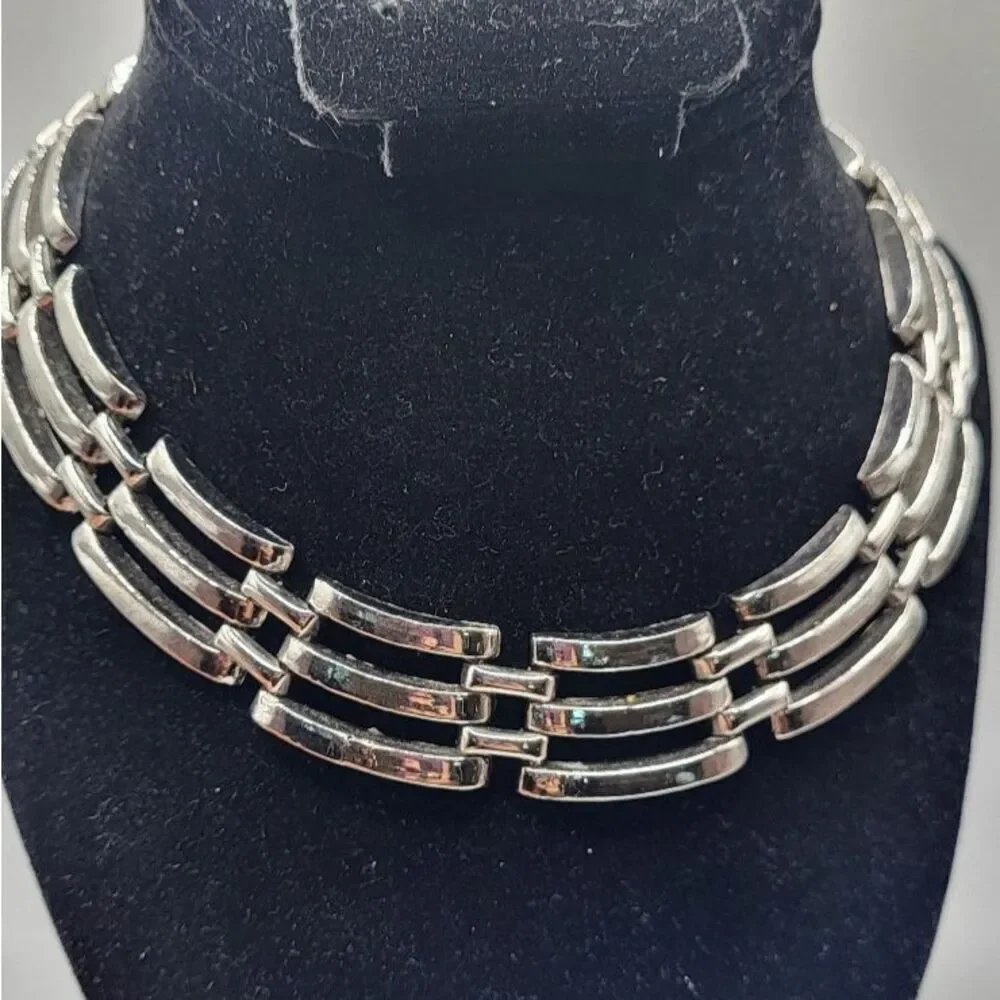 Mid Century Modern Choker Silver tone Retro Brutalist Lagenlook Artsy Vntg 15.5